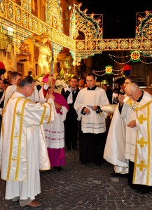 La processione della Sacra Spada di S. Michele