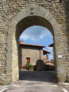 All’interno della cinta muraria del Castello