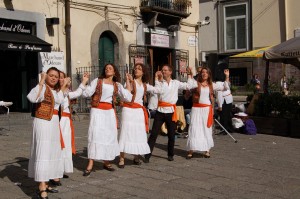 FAI “festa della piazza” a San Domenico Maggiore