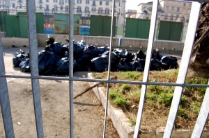 Rimossa la discarica in Piazza Garibaldi