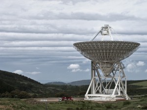 Il più grande radiotelescopio europeo a specchi mobili