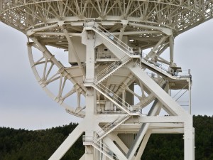 Il più grande radiotelescopio europeo a specchi mobili