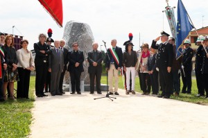 Inaugurazione monumento ai caduti di tutte le guerre