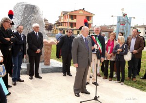 Inaugurazione monumento ai caduti di tutte le guerre