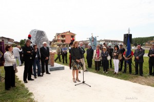 Inaugurazione monumento ai caduti di tutte le guerre