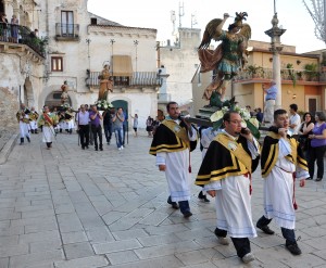 Culto e processione dei Santi Patroni sannicandresi