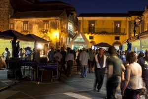 Sagra “La Ciliegia – gioiello dell’Etna” e “Infiorata tra Fiori e Frutta”