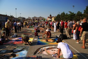 Ferragosto con gli artisti da strada