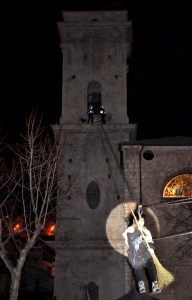 “Cala la Befana” dal campanile della Chiesa Madre sammarchese