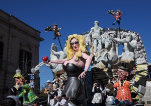 Nel Carnevale 2013 sfila Fellini
