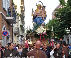 Festa sanseverese del Carmine, tra devozione e spettacoli pirotecnici