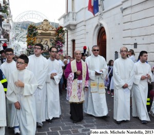 In onore di Santa Maria della Luce, patrona della comunità mattinatese