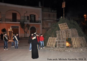 Processione e falò castelnovesi di Sant’Antonio Abate