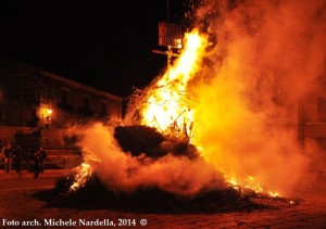 Processione e falò castelnovesi di Sant’Antonio Abate