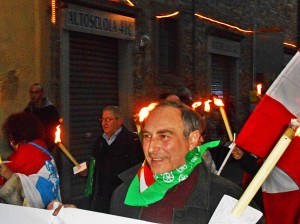 Fiaccolata contro lo ius soli