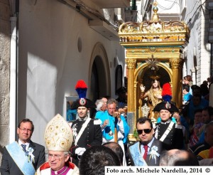 Santa Maria di Merino, 9 maggio 2014: processioni, pellegrinaggio e festa