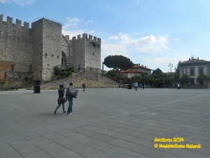 Piazza delle Carceri restituita ai pratesi