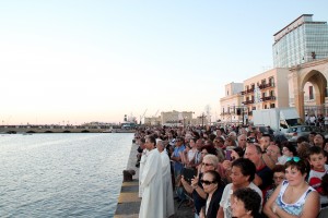 La Madonna che emerge dall’acqua