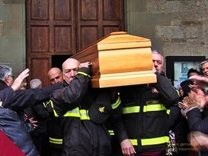 Pieve gremita per i funerali di Don Antonio Pivetta