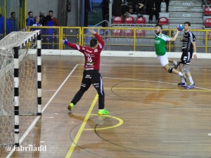 Pallamano serie A, l’Ambra sconfitta nel finale dal Carpi