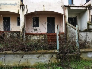 Un complesso residenziale abbandonato