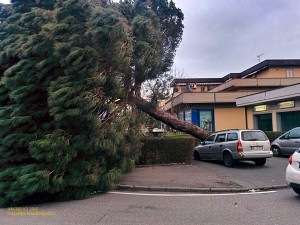 La situazione dopo il tornado di vento