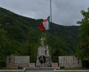 Eccidio di Pedescala, Forni e Settecà