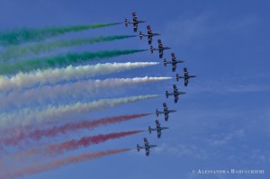 Le Frecce Tricolori nei cieli di Bari