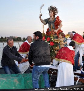 Processione di San Primiano martire sul Lago di Lesina