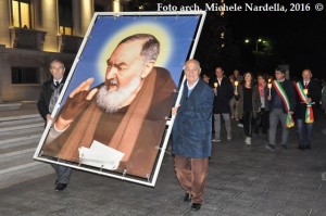 Inaugurazione del Museo Michele Capuano e fiaccolata folk in onore di San Pio