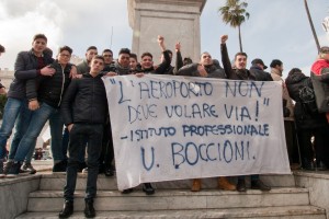 Difendiamo l’Aeroporto dello Stretto