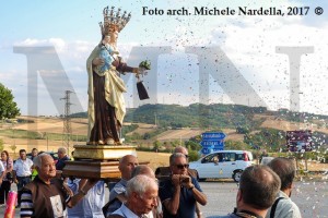 La Madonna del Carmine del Monte Crispignano tra i monteleonesi