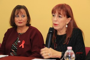 Una panchina rossa contro la violenza sulle donne