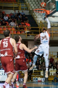 Viola Basket-Trapani 79-71