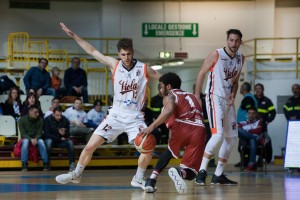 Viola Basket-Trapani 79-71