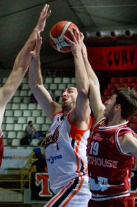 Viola Basket-Trapani 79-71