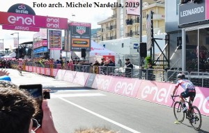 All’arrivo della sesta tappa del 102° Giro d’Italia