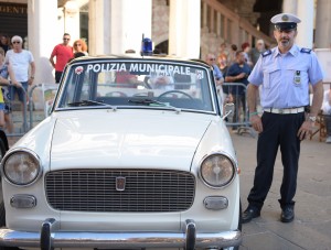 Auto e moda d’altri tempi