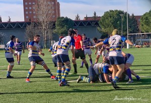 Un partita di rugby sul nuovo campo del Florentia