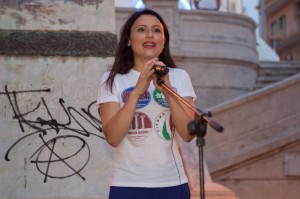 “Comunali Reggio Calabria” attaccano la candidata a Sindaco “ANGELA MARCIANO’” con un fotomontaggio porno.