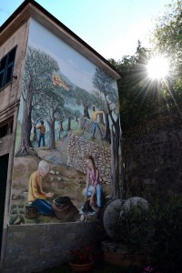 Valloria, il borgo dalle porte dipinte